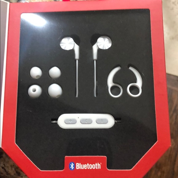 Wireless Magnetic Earbuds, Bluetooth - Picture 4 of 5